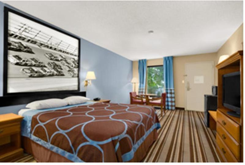 Super 8 By Wyndham Oxford Hotel Kültér fotó